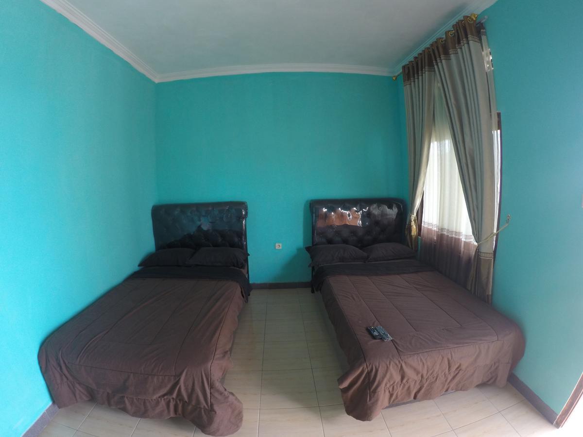 Omah Sundak Homestay Tepus Esterno foto