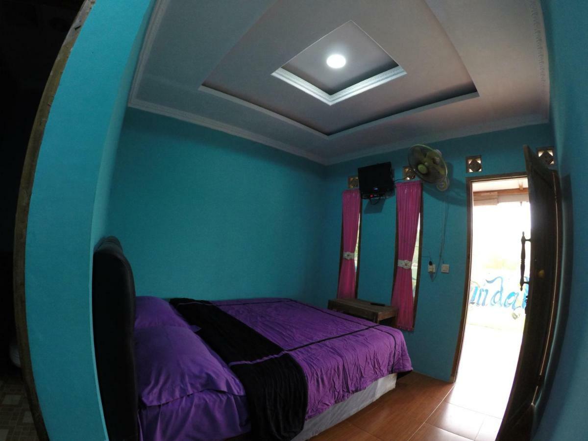 Omah Sundak Homestay Tepus Esterno foto