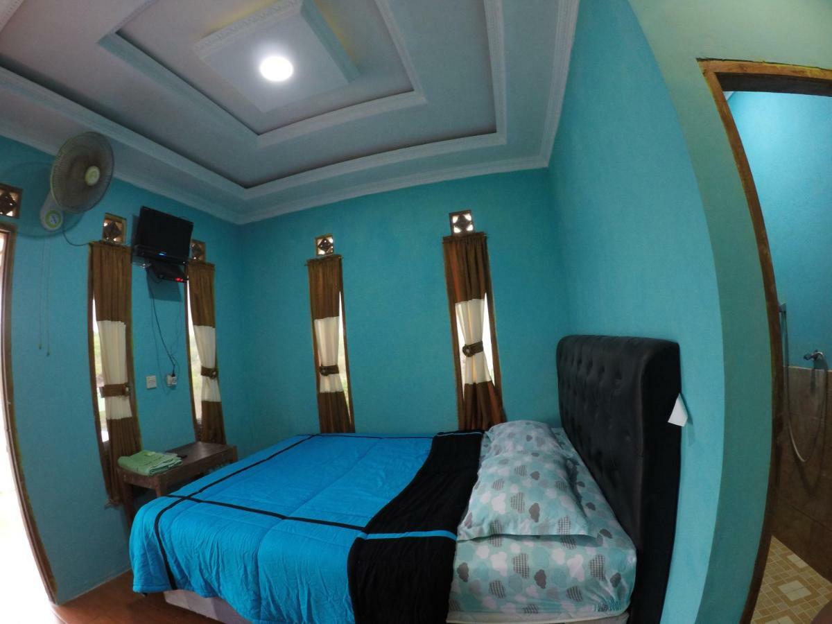 Omah Sundak Homestay Tepus Esterno foto