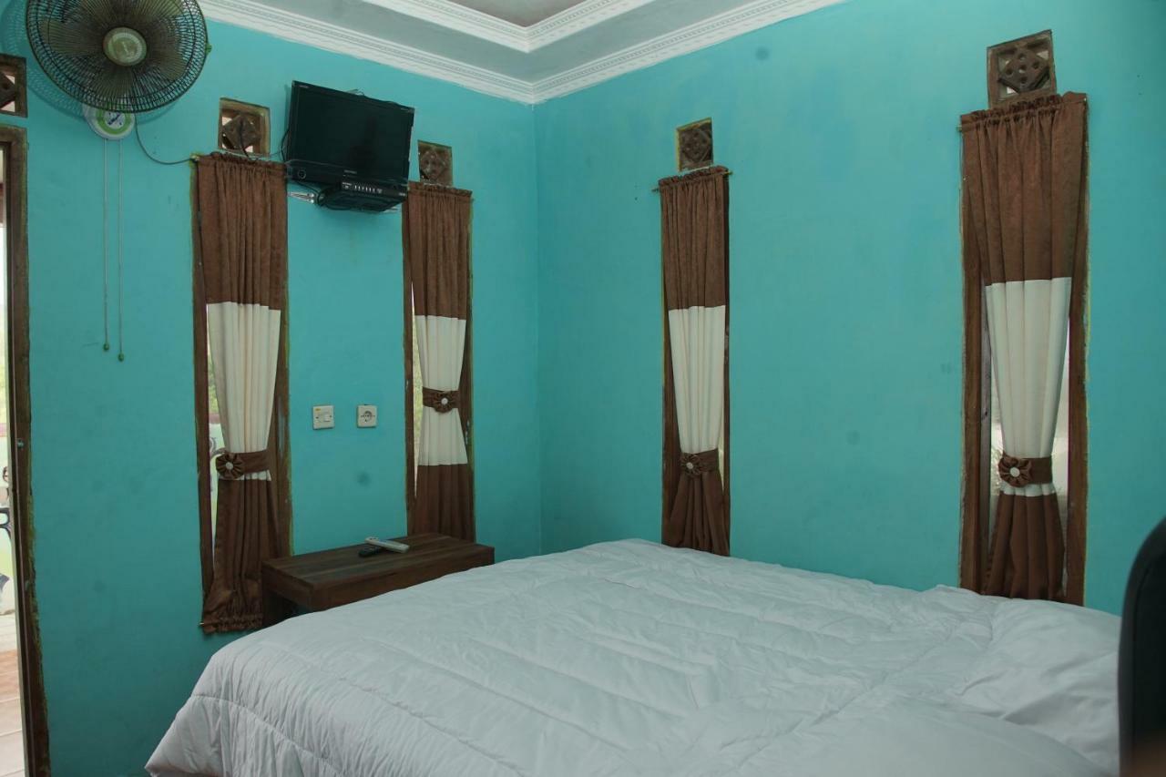 Omah Sundak Homestay Tepus Esterno foto
