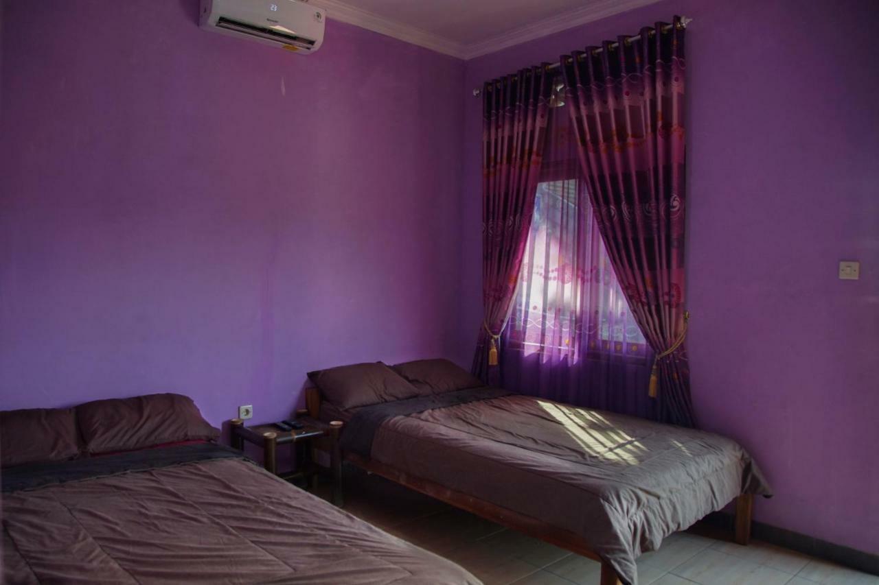 Omah Sundak Homestay Tepus Esterno foto