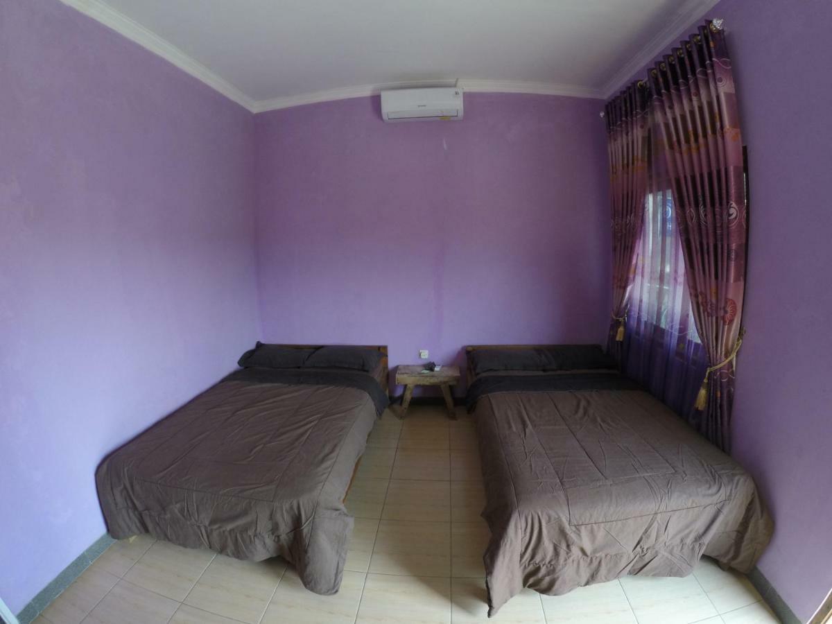 Omah Sundak Homestay Tepus Esterno foto