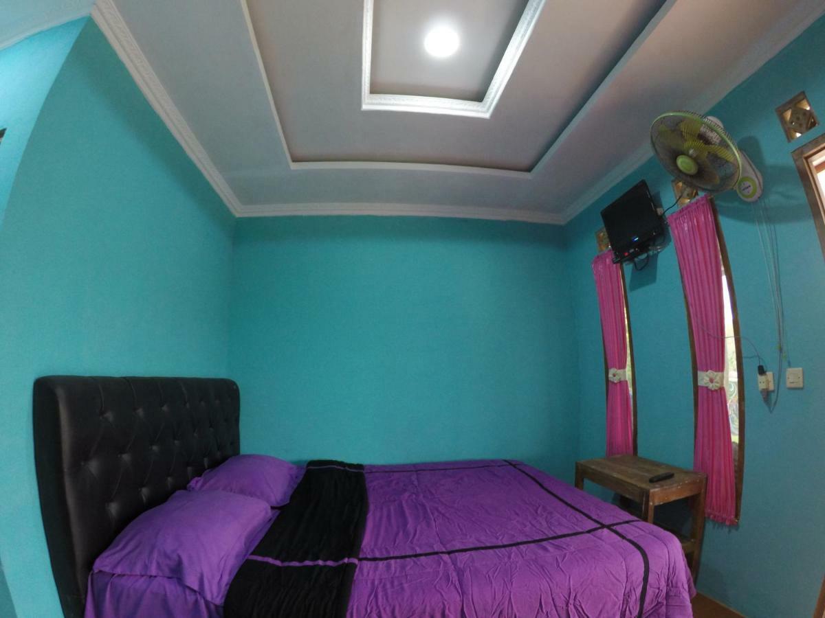 Omah Sundak Homestay Tepus Esterno foto